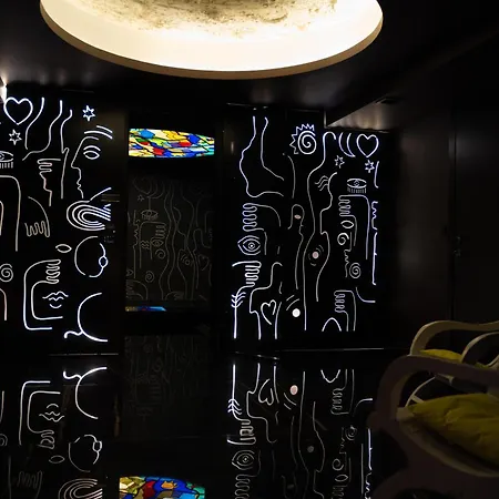 Arka Art Hotel