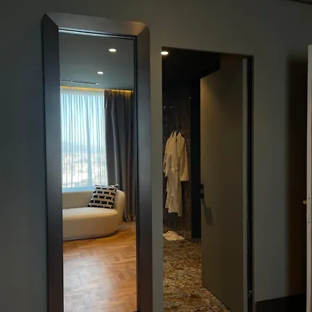 Arka Art Hotel